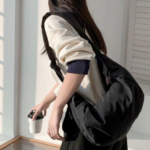 한솔템 가벼운 나일론 보부상 반달 여성 크로스백 상품 이미지 2